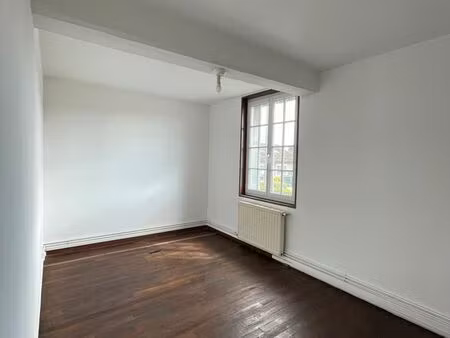 maison de ville t3 – 2 chambres – pont-audemer centre