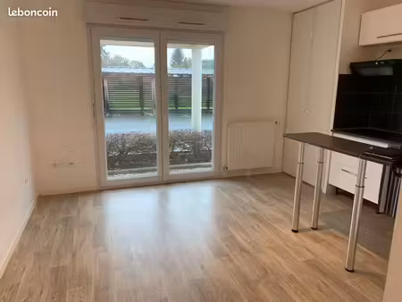 studio 1 pièce 24 m²