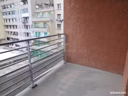 appartement 1 pièce 18 m²
