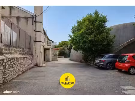 appartement 10 pièces 1330 m²