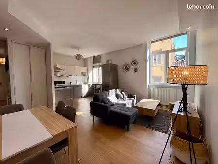 appartement 5 pièces 80 m²