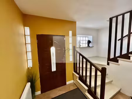 immeuble de rapports avec plusieurs appartements