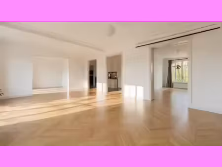victor hugo - hôtel particulier 560 m2 avec jardin