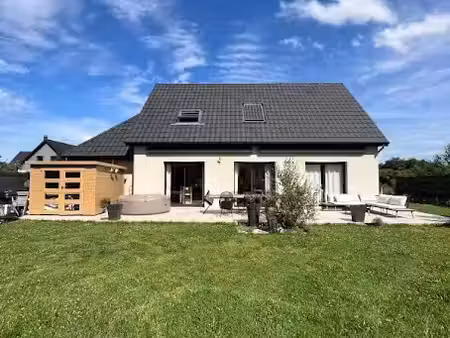 location meublée maison 4 pièces 137.85 m² à saint-romain-de-colbosc (76430)  1 500 €