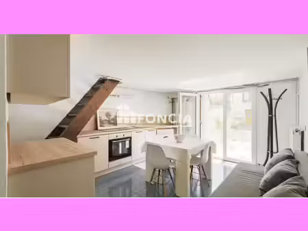 t2 en souplex avec entrée indépendante