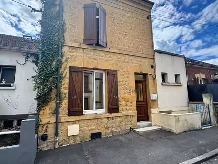 maison de pierre à rénover de 92 m2 sh avec 400 m2 de terrain à mohon