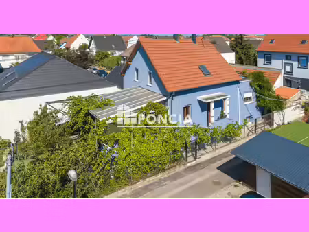maison de 139 34 m² et dépendance studio duplex de 24 35 m² sur 4 ares de terrain - lingol
