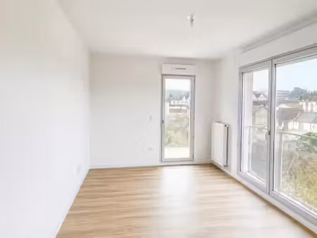 t3 avec parking et balcon à clermont de l'oise