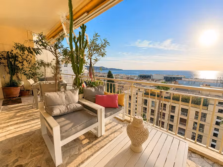 magnifique 2/3 pièces de 78 m2 vue mer panoramique terra