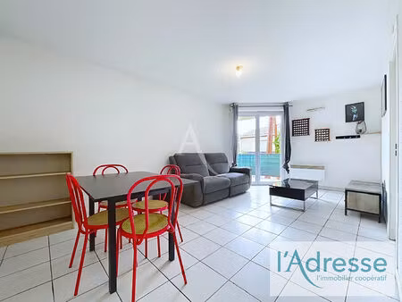 charmant t2 avec balcon & parking saint-alban