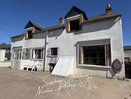 maison en pierres avec grand terrain et grange