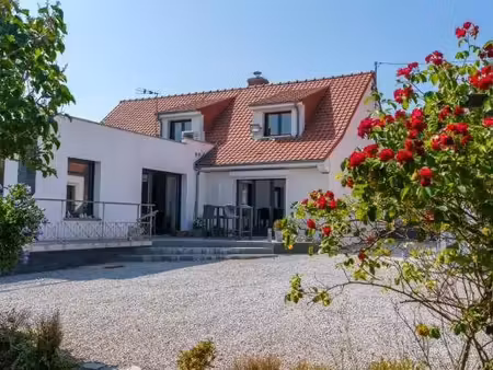 maison familiale sur terrain de 1700 m²  sans vis-à-vis