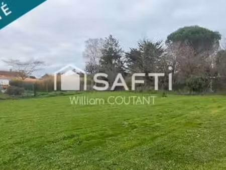 vente terrain à saint-cyr-en-talmondais (85540) : à vendre / 605m² saint-cyr-en-talmondais