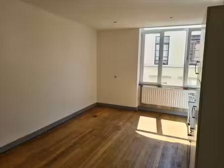 appartement 90m² arlon  1 chambre  rénové  lumineux