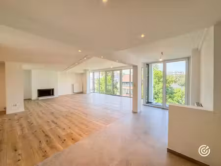 penthouse 3 ch - terrasses - garage - ascenseur - peb : c