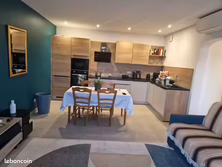 2 pièces 50m² avec terrasse - vue mer - 2 mn centre ville