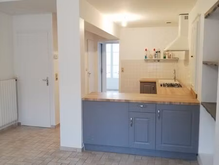 a louer maison 60 m . carré