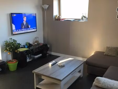 part loue duplex avec terrasse