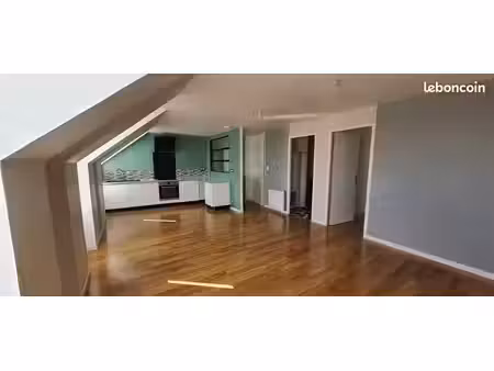 à louer : appartement spacieux de 80 m²