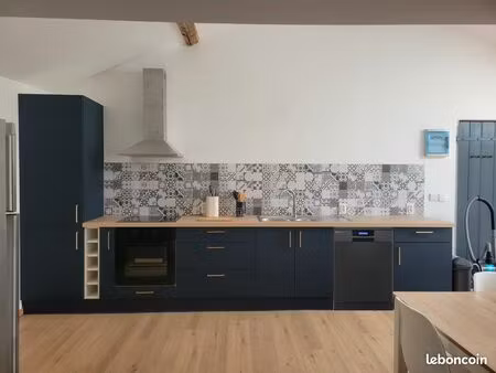 charmant studio meublé de 56 m² – configuration type t2  spacieux et lumineux