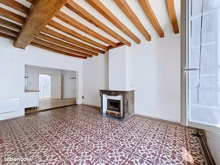 appartement t2 mazé-milon centre