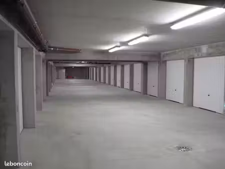 garage à louer
