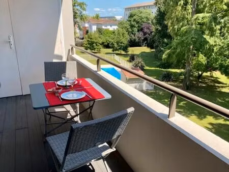 studio meublé 28m2 avec terrasse
