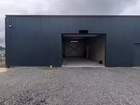 location locaux professionnels 1 pièce 120 m² à saint-paul-lès-dax (40990)  983 €