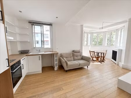 appartement - 5ème étage - 36 14 m2 - 2 pièces - meublé