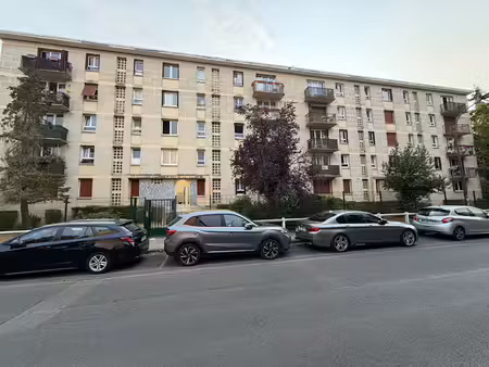 appartement sainte genevieve des bois 5 pièce(s) 79.47 m2