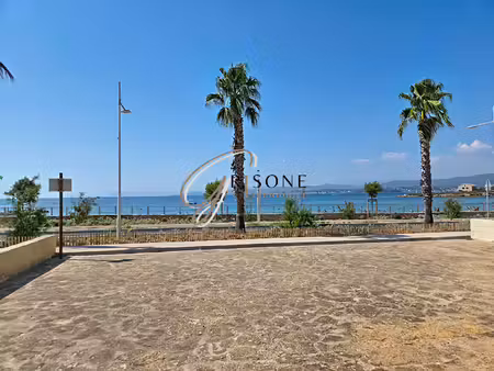 appartement t2 vue mer au brusc à six-fours les plages