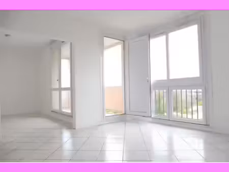 valence t3  68m2  2 terrasses.