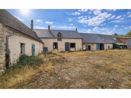 corps de ferme  dépendances à rénover