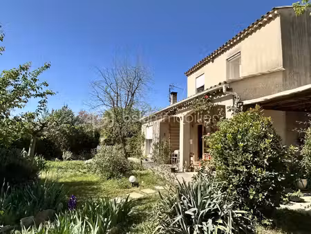 maison de charme avec piscine hors à vendre - tranquillité et confort assurés !