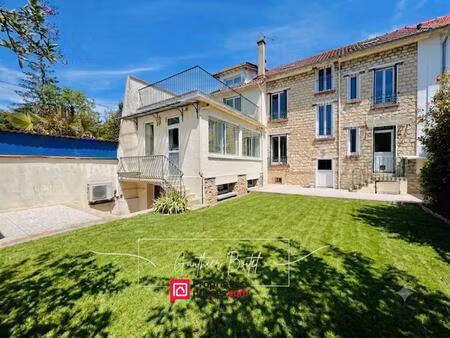 maison/immeuble/local commercial lizy sur ourcq 10 pièce(s) 235 m2