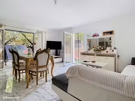 appartement 4 pièces 77 m²