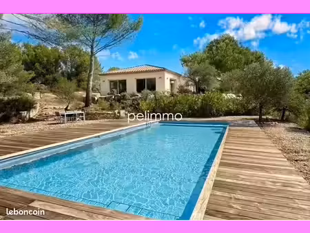 maison 6 pièces 227 m²