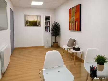 cabinet professionnel de 15 m² à louer – pôle de santé à chaponost