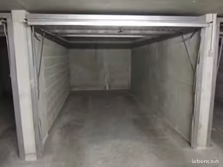 garage bron