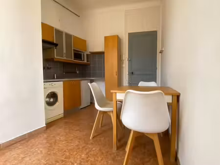 appartement - 25m² - balcon - proche place garibaldi