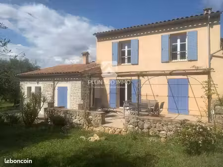maison 4 pièces 142 m²
