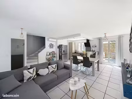 maison t4 - parfait état