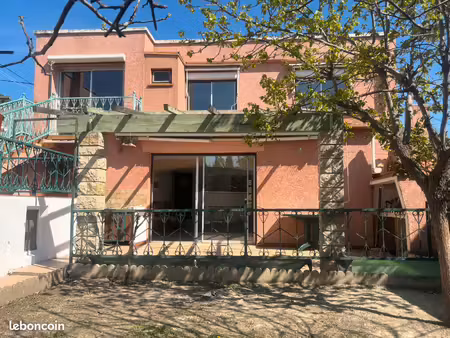 ? à vendre – maison individuelle avec jardin à la ciotat – à 500 m de la plage ?