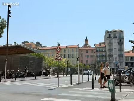 fonds de commerce 152 m² nice