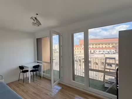 ☀️ studio coup de cœur – balcon  vue dégagée  hyper lumineux – saint-charles