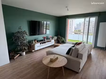 appartement meublé de 75m2 - vue dégagée sur parc
