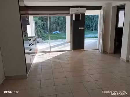 loue en campagne t3  avec 400m38 terrain limit e sénas mallemort j