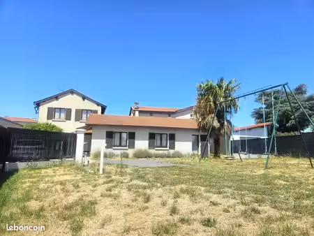 maison 6 pièces 162 m²