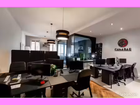local bureaux 92 m²