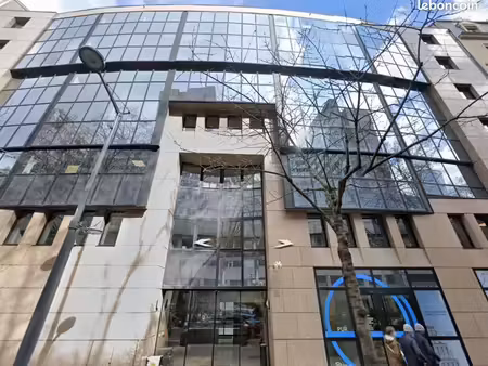 bureaux 644 m²